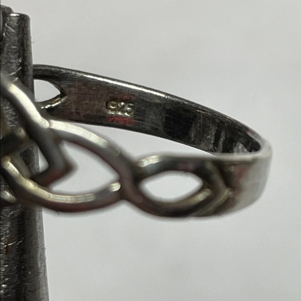 SS Claddagh ring - Picture 3 of 3